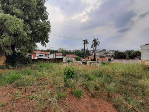 Imagem Terreno à Venda, 1.100 m² em Centro - Indaiatuba Imagem Terreno à Venda, 1.100 m² em Centro - Indaiatuba