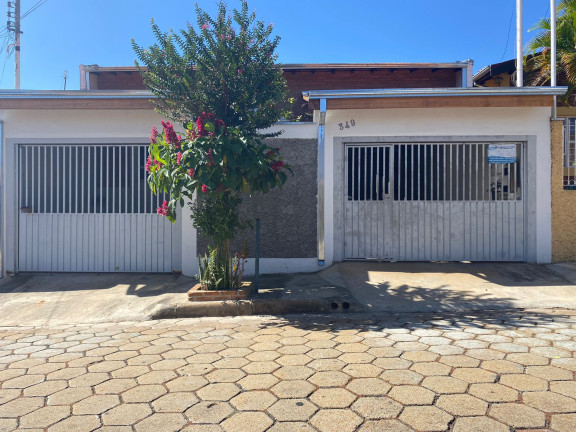 Imagem Casa com 3 Quartos à Venda, 300 m² em Centro - Tatuí Imagem Casa com 3 Quartos à Venda, 300 m² em Centro - Tatuí