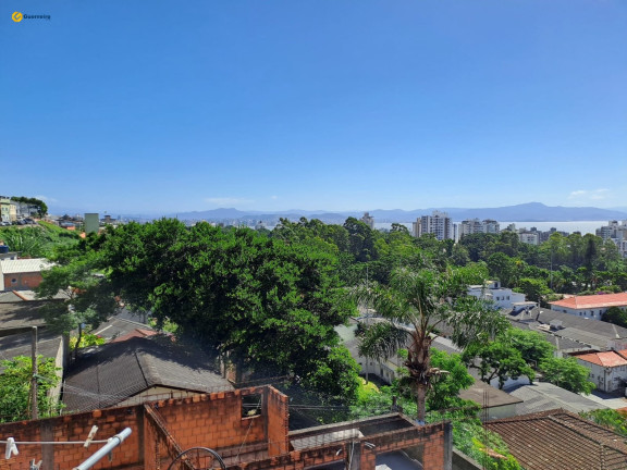 Casa com 8 Quartos à Venda, 295 m² em Agronômica - Florianopolis