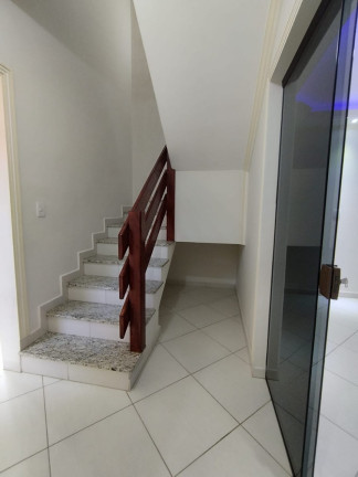Imagem Sobrado com 3 Quartos à Venda, 215 m² em Alto Do Cardoso - Pindamonhangaba Imagem Sobrado com 3 Quartos à Venda, 215 m² em Alto Do Cardoso - Pindamonhangaba