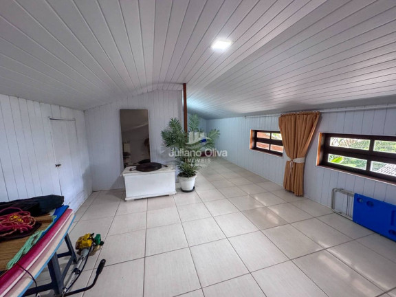 Imagem Casa com 3 Quartos à Venda, 145 m² em Barra Do Sai - Itapoá