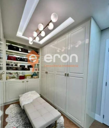 Imagem Apartamento com 3 Quartos à Venda, 266 m²
