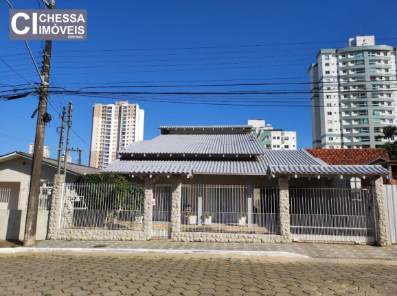 Imagem Sobrado com 3 Quartos à Venda, 300 m² em Fazenda - Itajaí Imagem Sobrado com 3 Quartos à Venda, 300 m² em Fazenda - Itajaí