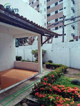 Imagem Casa com 4 Quartos à Venda, 151 m² em Cocó - Fortaleza Imagem Casa com 4 Quartos à Venda, 151 m² em Cocó - Fortaleza