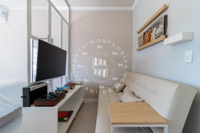Imagem Apartamento com 1 Quarto à Venda, 32 m² em Centro - Florianópolis Imagem Apartamento com 1 Quarto à Venda, 32 m² em Centro - Florianópolis