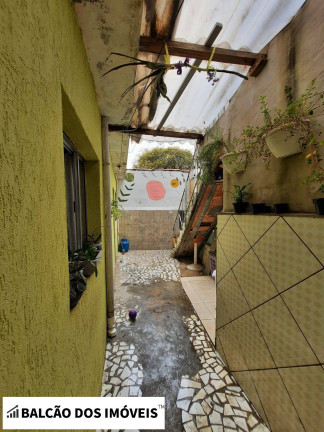 Imagem Casa com 5 Quartos à Venda, 250 m² em São Paulo Imagem Casa com 5 Quartos à Venda, 250 m² em São Paulo