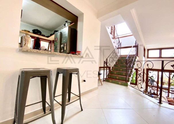 Imagem Imóvel com 4 Quartos à Venda, 325 m² em Moinho Velho - Cotia Imagem Imóvel com 4 Quartos à Venda, 325 m² em Moinho Velho - Cotia