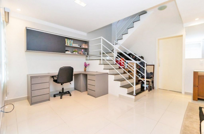 Imagem Sobrado com 3 Quartos à Venda, 154 m² em Atuba - Curitiba