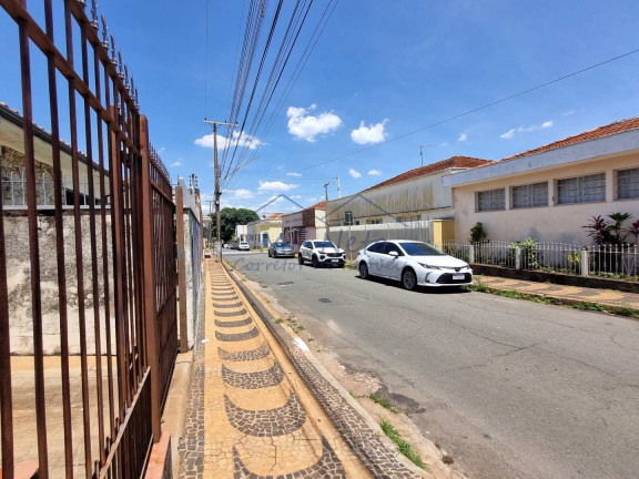 Imagem Casa com 3 Quartos à Venda, 338 m² em Centro - Pirassununga Imagem Casa com 3 Quartos à Venda, 338 m² em Centro - Pirassununga