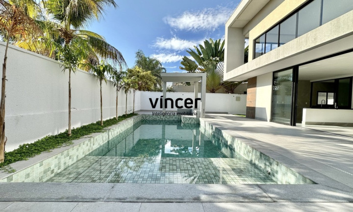 Imagem Casa com 5 Quartos à Venda, 450 m² em Jardins Atenas - Goiânia Imagem Casa com 5 Quartos à Venda, 450 m² em Jardins Atenas - Goiânia