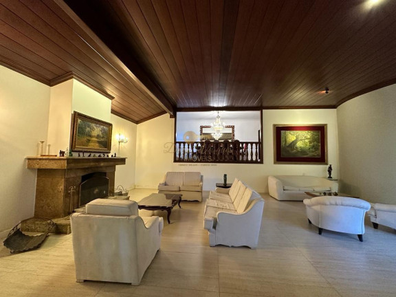 Imagem Casa com 4 Quartos à Venda, 3.526 m² em Parque São Luiz - Teresópolis Imagem Casa com 4 Quartos à Venda, 3.526 m² em Parque São Luiz - Teresópolis