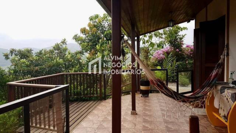Imagem Casa com 3 Quartos à Venda, 1.000 m² em Jambeiro - Jambeiro Imagem Casa com 3 Quartos à Venda, 1.000 m² em Jambeiro - Jambeiro