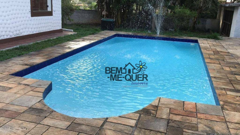 Chácara com 5 Quartos à Venda, 480 m² em Três Montanhas - Osasco