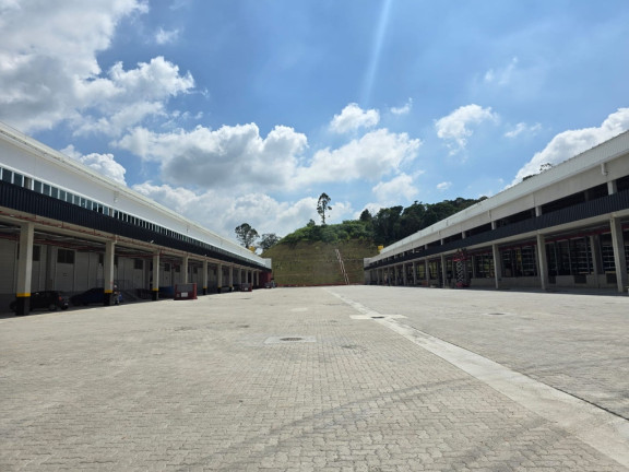 Imagem Imóvel para Alugar, 10.492 m² em Quinhaú - Embu Das Artes Imagem Imóvel para Alugar, 10.492 m² em Quinhaú - Embu Das Artes