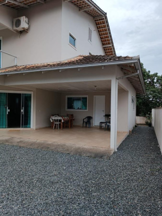 Imagem Casa com 4 Quartos à Venda, 237 m² em Bom Retiro - Joinville