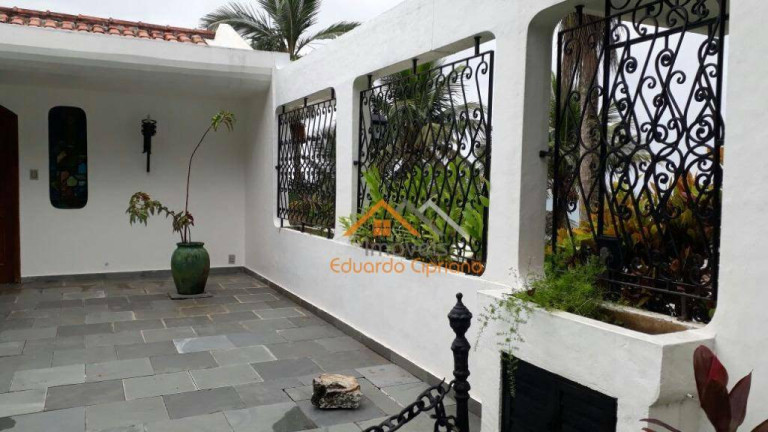 Imagem Casa com 4 Quartos à Venda, 600 m² em Massaguaçu - Caraguatatuba
