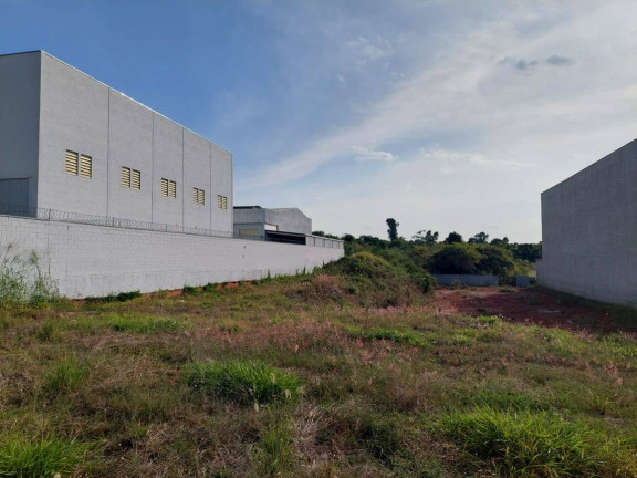 Imagem Terreno à Venda, 3.040 m² em Iporanga - Sorocaba Imagem Terreno à Venda, 3.040 m² em Iporanga - Sorocaba