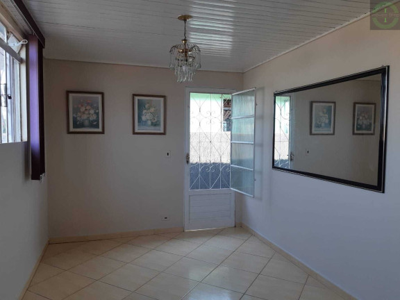Imagem Casa com 3 Quartos à Venda, 180 m² em Uvaranas - Ponta Grossa Imagem Casa com 3 Quartos à Venda, 180 m² em Uvaranas - Ponta Grossa