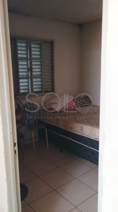 Imagem Casa com 2 Quartos à Venda, 300 m² em Parque Residencial Laura Molina - Araraquara Imagem Casa com 2 Quartos à Venda, 300 m² em Parque Residencial Laura Molina - Araraquara