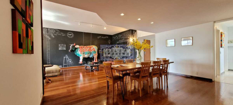 Imagem Apartamento com 4 Quartos à Venda, 250 m² em Copacabana - Rio De Janeiro