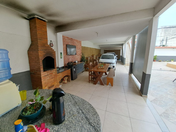 Imagem Casa com 4 Quartos à Venda, 200 m² em Jardim Guaranhuns - Vila Velha Imagem Casa com 4 Quartos à Venda, 200 m² em Jardim Guaranhuns - Vila Velha