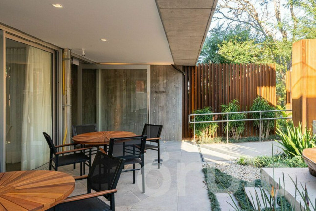 Imagem Apartamento com 3 Quartos à Venda, 163 m² em Três Figueiras - Porto Alegre Imagem Apartamento com 3 Quartos à Venda, 163 m² em Três Figueiras - Porto Alegre