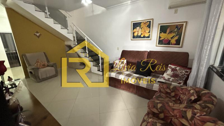 Imagem Casa com 3 Quartos à Venda, 130 m² em Jardim Mariléa - Rio Das Ostras Imagem Casa com 3 Quartos à Venda, 130 m² em Jardim Mariléa - Rio Das Ostras