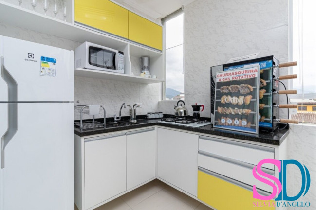 Imagem Apartamento com 2 Quartos à Venda, 74 m² em Centro - Ubatuba