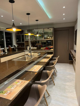 Imagem Casa com 3 Quartos à Venda, 240 m² em Santa Felicidade - Curitiba Imagem Casa com 3 Quartos à Venda, 240 m² em Santa Felicidade - Curitiba