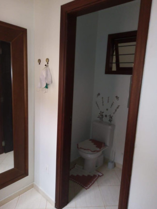 Imagem Casa com 3 Quartos à Venda, 220 m² em Centro - Itapetininga