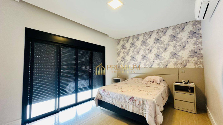 Imagem Sobrado com 3 Quartos à Venda, 363 m² em Urbanova - São José Dos Campos