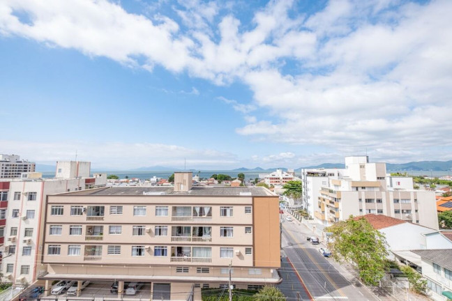 Imagem Apartamento com 3 Quartos à Venda, 88 m² em Balneário - Florianópolis Imagem Apartamento com 3 Quartos à Venda, 88 m² em Balneário - Florianópolis