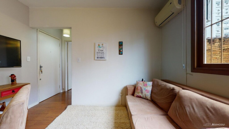 Imagem Imóvel com 1 Quarto à Venda, 35 m² em Petrópolis - Porto Alegre Imagem Imóvel com 1 Quarto à Venda, 35 m² em Petrópolis - Porto Alegre