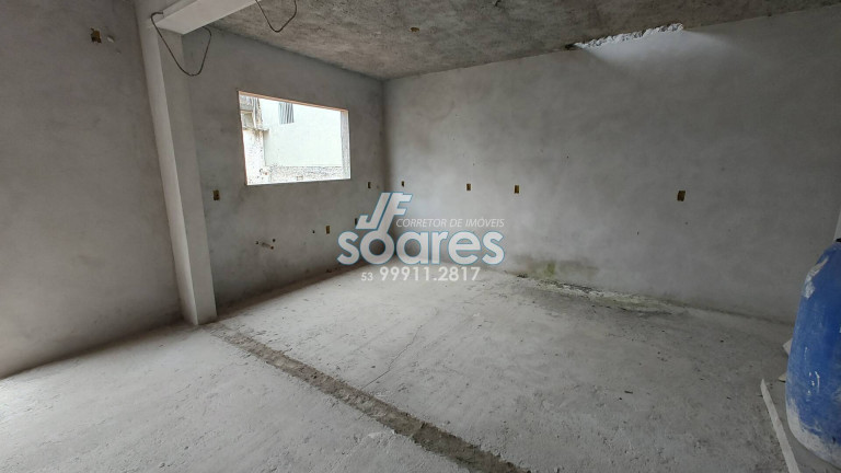 Imagem Sobrado com 3 Quartos à Venda, 238 m² em Laranjal - Pelotas Imagem Sobrado com 3 Quartos à Venda, 238 m² em Laranjal - Pelotas