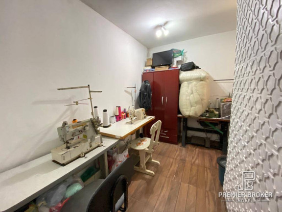 Imagem Casa com 3 Quartos à Venda, 200 m² em Barra Do Imbuí - Teresópolis