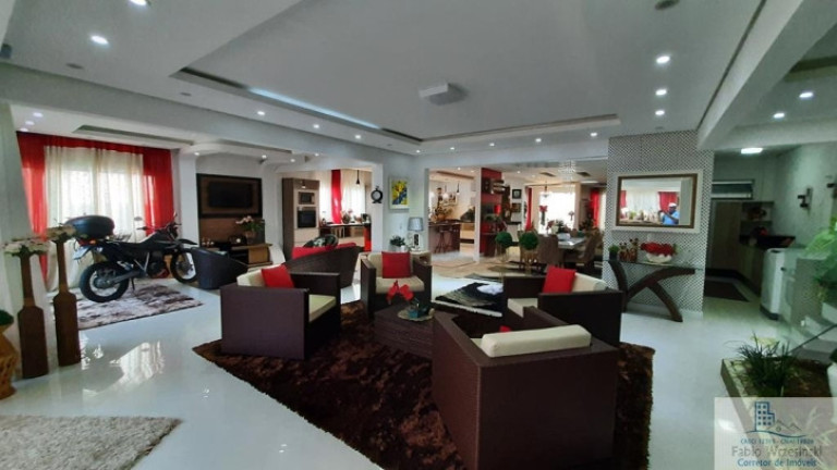 Imagem Sobrado com 6 Quartos à Venda, 750 m² em Centro - Itapoá