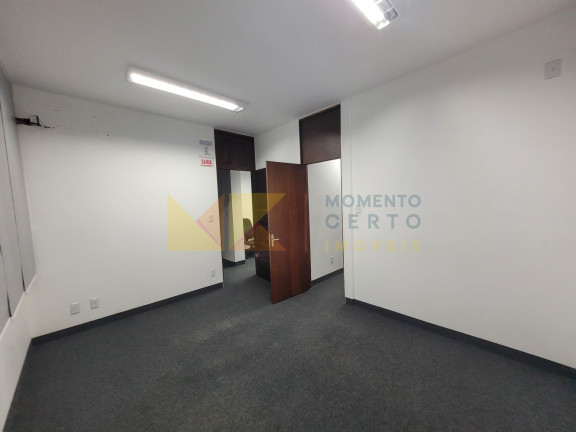 Imagem Ponto Comercial para Alugar, 246 m² em Victor Konder - Blumenau Imagem Ponto Comercial para Alugar, 246 m² em Victor Konder - Blumenau