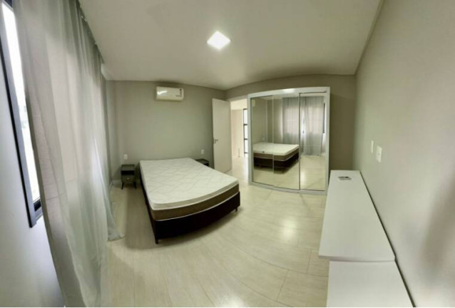 Imagem Casa com 3 Quartos à Venda, 300 m² em Centro - Balneário Camboriú Imagem Casa com 3 Quartos à Venda, 300 m² em Centro - Balneário Camboriú