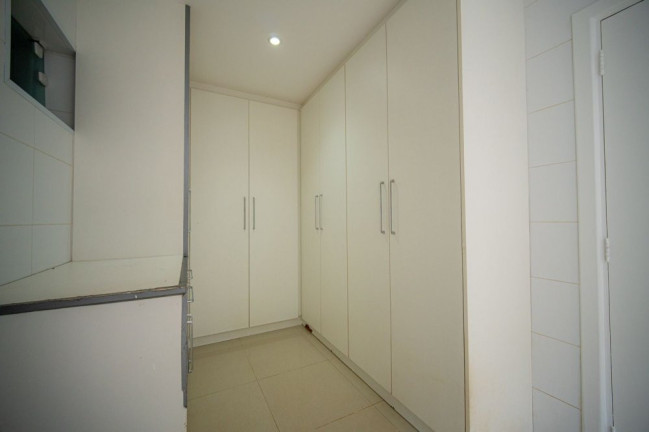 Imagem Sobrado com 5 Quartos à Venda, 422 m² em Residencial Morada Dos Lagos - Barueri