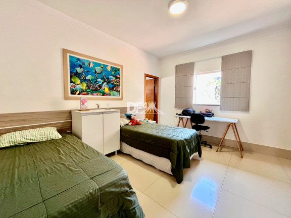 Imagem Casa com 4 Quartos à Venda, 300 m² em Setor Habitacional Vicente Pires - Brasília Imagem Casa com 4 Quartos à Venda, 300 m² em Setor Habitacional Vicente Pires - Brasília
