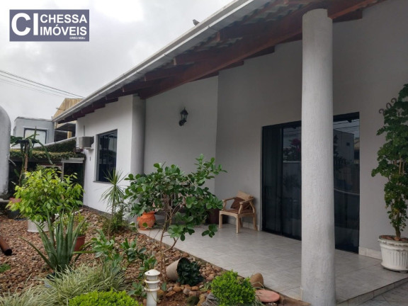 Imagem Casa com 2 Quartos à Venda, 262 m² em São Judas - Itajaí Imagem Casa com 2 Quartos à Venda, 262 m² em São Judas - Itajaí