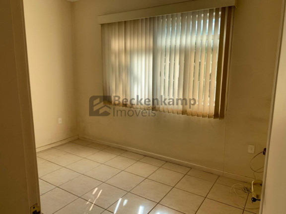 Imagem Casa com 3 Quartos à Venda, em Jardim Amália - Volta Redonda Imagem Casa com 3 Quartos à Venda, em Jardim Amália - Volta Redonda