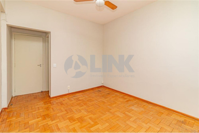 Imagem Apartamento com 3 Quartos à Venda, 109 m² em Centro Histórico - Porto Alegre Imagem Apartamento com 3 Quartos à Venda, 109 m² em Centro Histórico - Porto Alegre