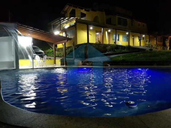 Imagem Casa com 11 Quartos à Venda, 1.800 m² em Vila Velha - Angra Dos Reis Imagem Casa com 11 Quartos à Venda, 1.800 m² em Vila Velha - Angra Dos Reis