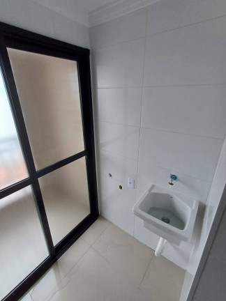 Imagem Apartamento com 2 Quartos à Venda, 67 m² em Mirim - Praia Grande