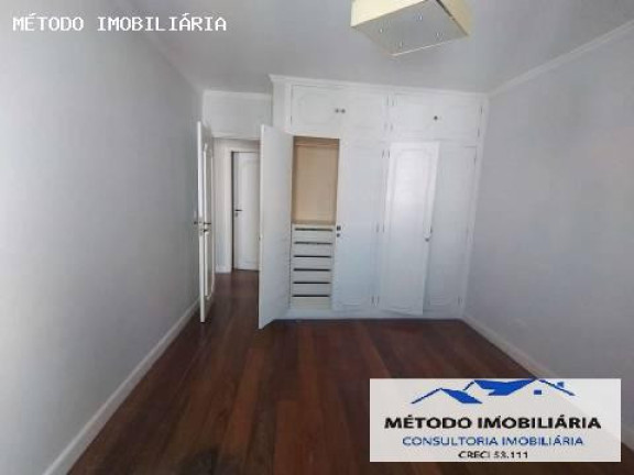 Imagem Imóvel com 4 Quartos à Venda, 350 m² em Vila Nova Conceição - São Paulo Imagem Imóvel com 4 Quartos à Venda, 350 m² em Vila Nova Conceição - São Paulo