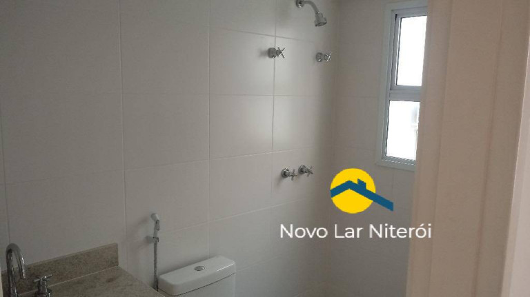 Imagem Apartamento com 4 Quartos à Venda, 202 m² em Icaraí - Niterói