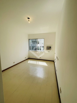Imagem Cobertura com 5 Quartos à Venda, 250 m² em Copacabana - Rio De Janeiro Imagem Cobertura com 5 Quartos à Venda, 250 m² em Copacabana - Rio De Janeiro