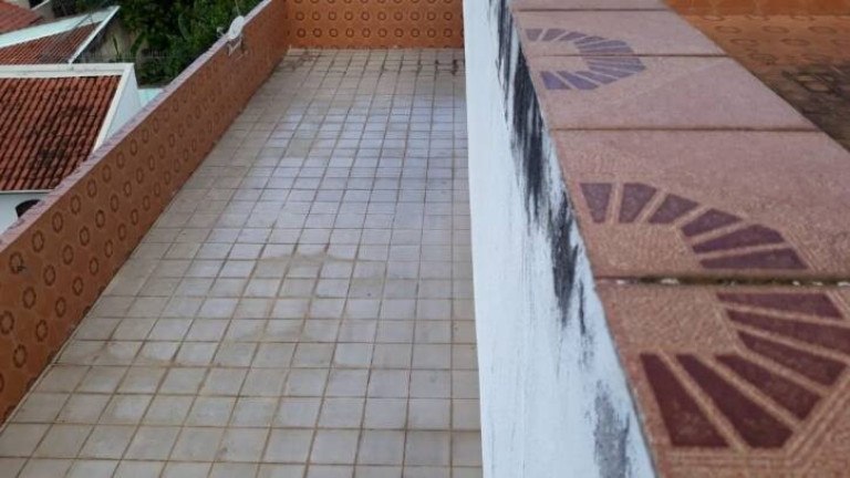 Imagem Sobrado com 2 Quartos à Venda, 813 m² em Centro - Taubaté