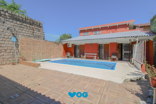 Imagem Casa com 3 Quartos à Venda, 344 m² em Chácara Das Pedras - Porto Alegre Imagem Casa com 3 Quartos à Venda, 344 m² em Chácara Das Pedras - Porto Alegre